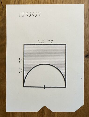 Swell copy with cuttet out corner and notch